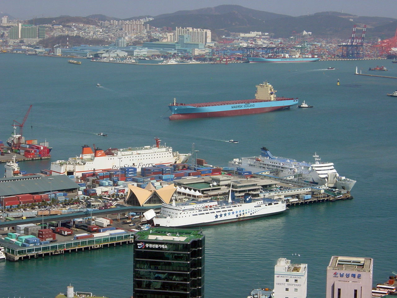 De veerhaven in Busan.